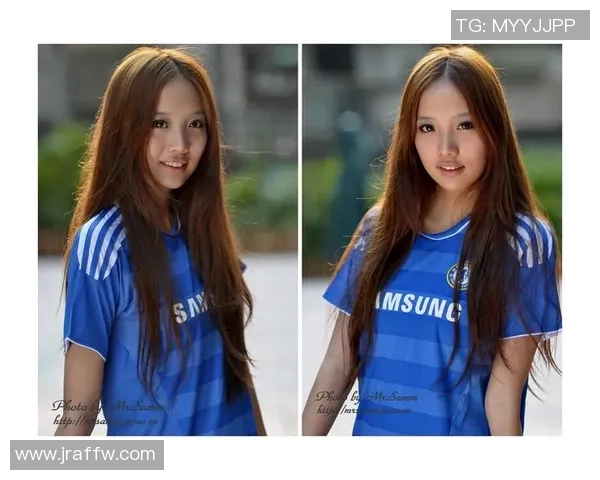 美女与足球明星亲密合照瞬间展现魅力与风采的完美结合