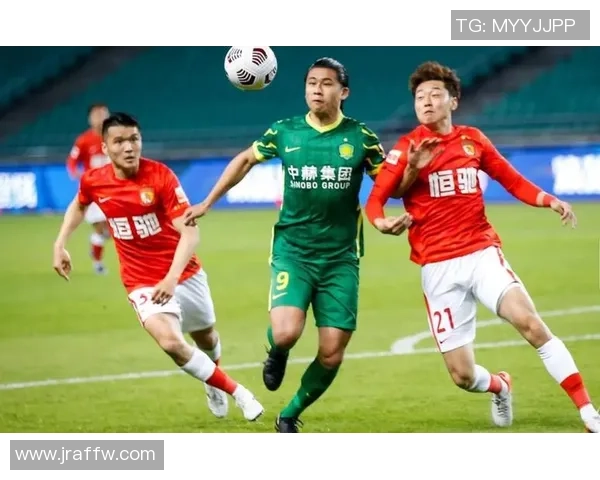 成都排球队以67分领跑精英赛积分榜展现强劲实力和竞争优势